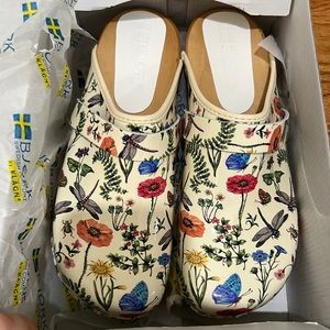 Bjork swedish clogs